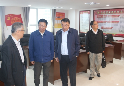 青海省副省長、省國資委黨委書記、主任王黎明，蒞臨省物產(chǎn)集團(tuán)調(diào)研指導(dǎo)工作